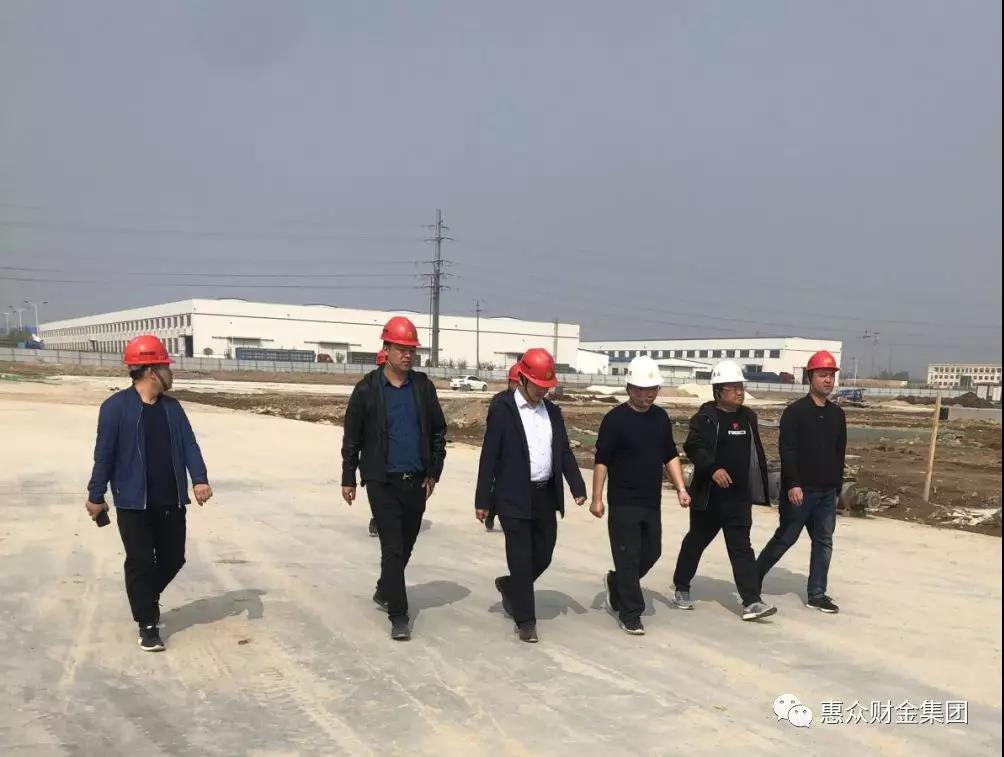 集團(tuán)公司董事長(zhǎng)谷春生深入建材公司、裝配式公司一線(xiàn)檢查指導(dǎo)工作(圖1)