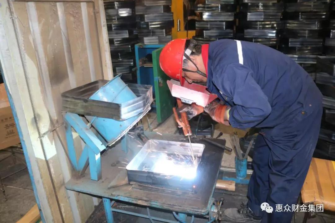 技術(shù)改變命運，惠眾成就未來 ——惠眾財金建材“五一技術(shù)大比武”(圖4)