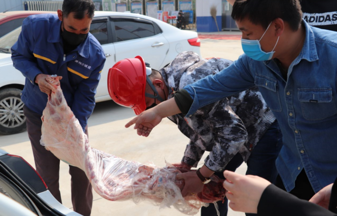 情系一線送溫暖(圖4) 情系一線送溫暖(圖4)