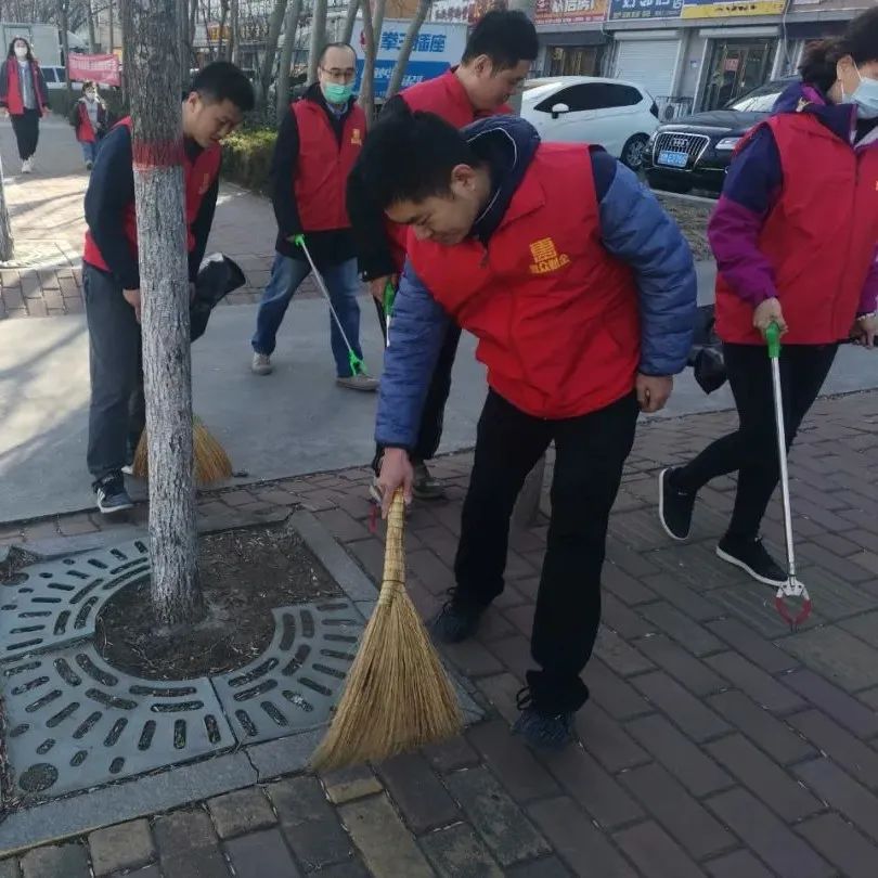 學(xué)雷鋒 樹新風(fēng)丨惠眾財金集團(tuán)開展“文明城市 你我同行”志愿服務(wù)活動(圖6)