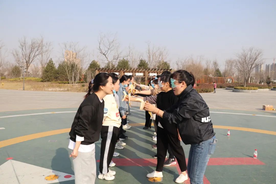 黨建引領(lǐng) 巾幗向黨——惠眾財(cái)金不一樣的女神節(jié)(圖10) 黨建引領(lǐng) 巾幗向黨——惠眾財(cái)金不一樣的女神節(jié)(圖10)