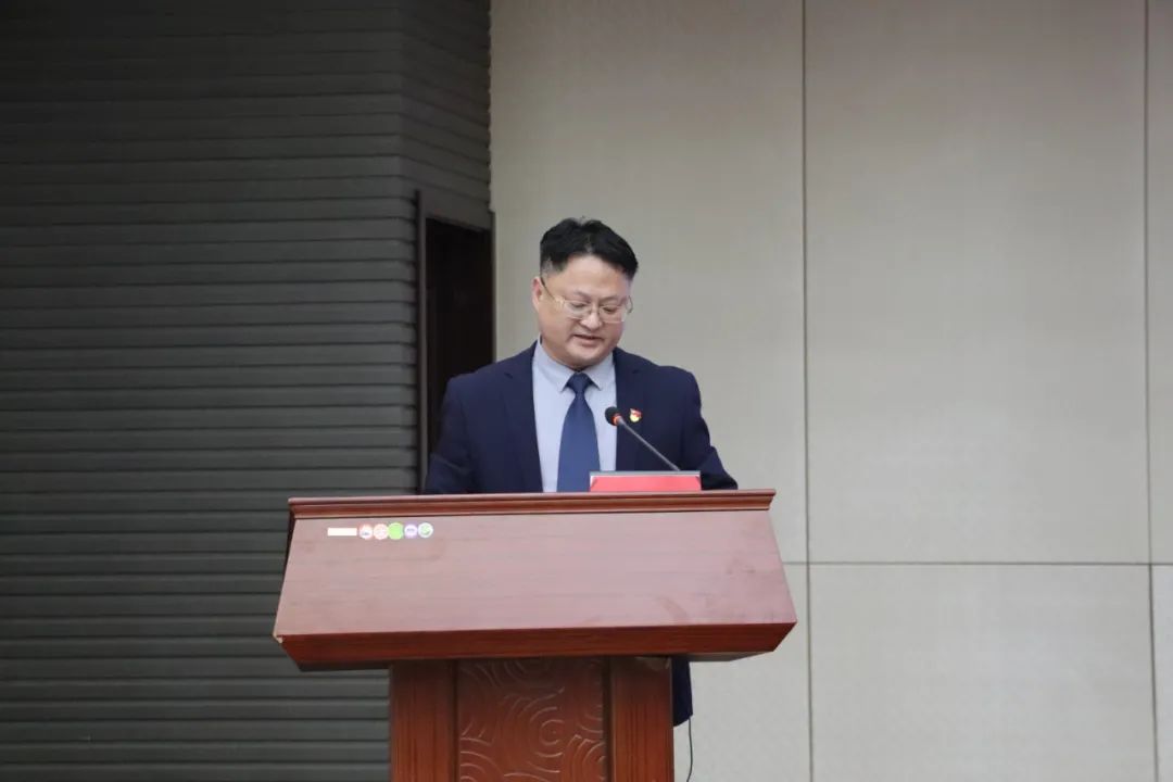 解放思想 真抓實(shí)干丨惠眾財(cái)金召開“建設(shè)更高水平富強(qiáng)濱州中心城區(qū)，惠眾怎么干”解放思想大討論動員大會(圖22)