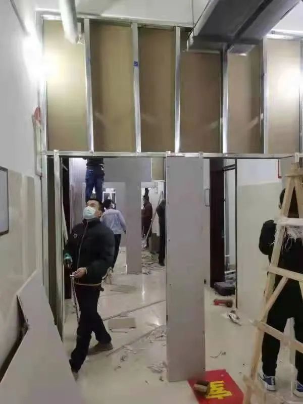 “疫”路有我丨 惠眾財金集團(tuán)奮戰(zhàn)16小時！完成338間臨時隔離用房改造交付(圖1)