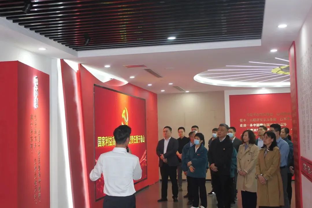 濱城區(qū)財稅黨建聯(lián)盟開展“提升保密工作意識，筑牢保密思想防線”教育實訓(xùn)活動(圖2)