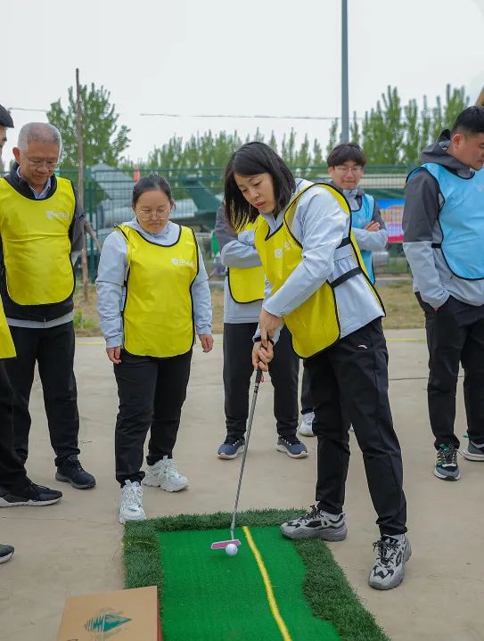 惠眾財(cái)金春季職工運(yùn)動(dòng)會(huì)成功舉辦(圖10) 惠眾財(cái)金春季職工運(yùn)動(dòng)會(huì)成功舉辦(圖10)