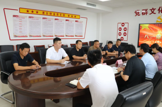 致敬 “最可愛(ài)的人”丨惠眾財(cái)金集團(tuán)召開(kāi)退役軍人座談會(huì)(圖2)