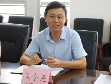 致敬 “最可愛(ài)的人”丨惠眾財(cái)金集團(tuán)召開(kāi)退役軍人座談會(huì)(圖3)